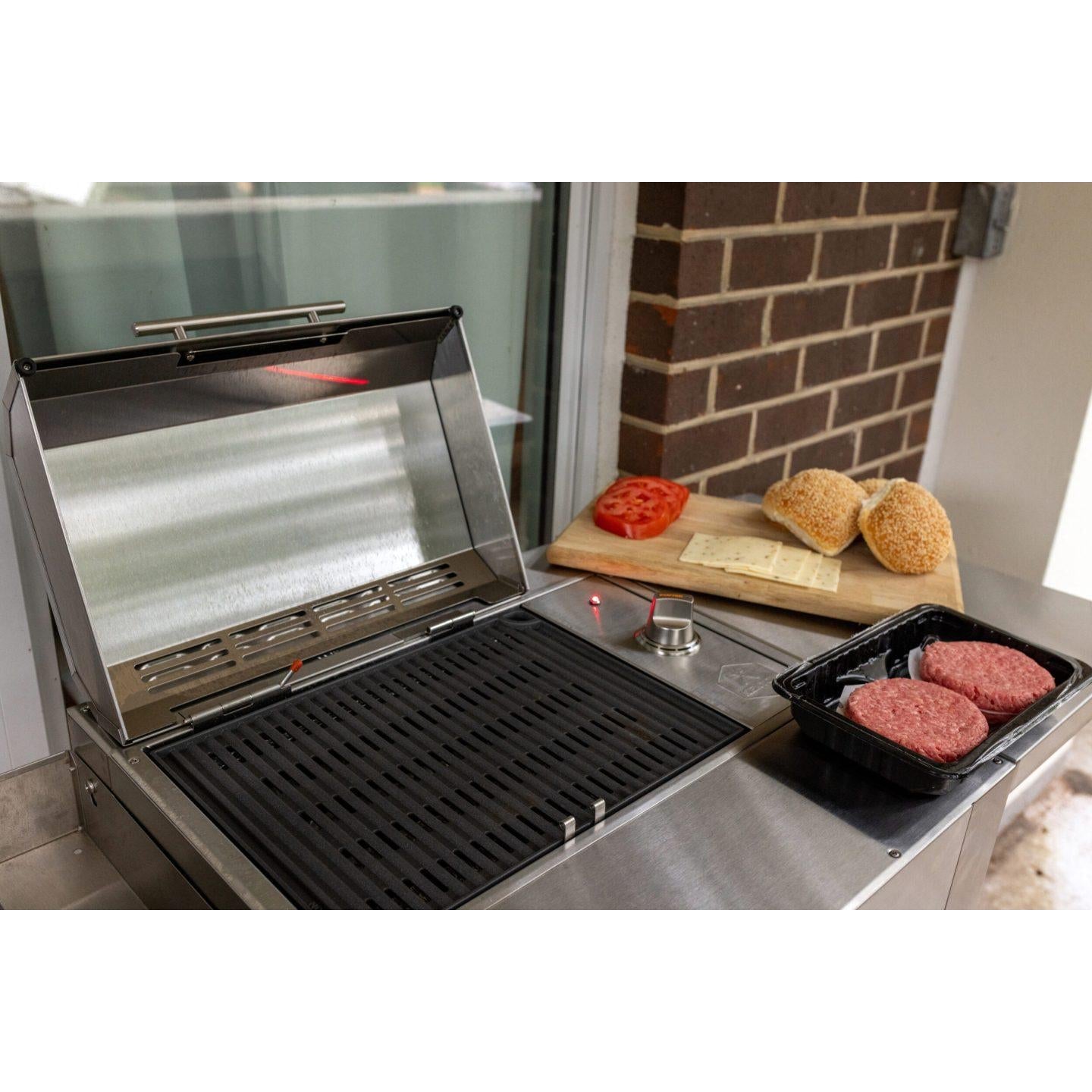 Kenyon City 40" 120V 1-Burner Freestanding Electric Grill