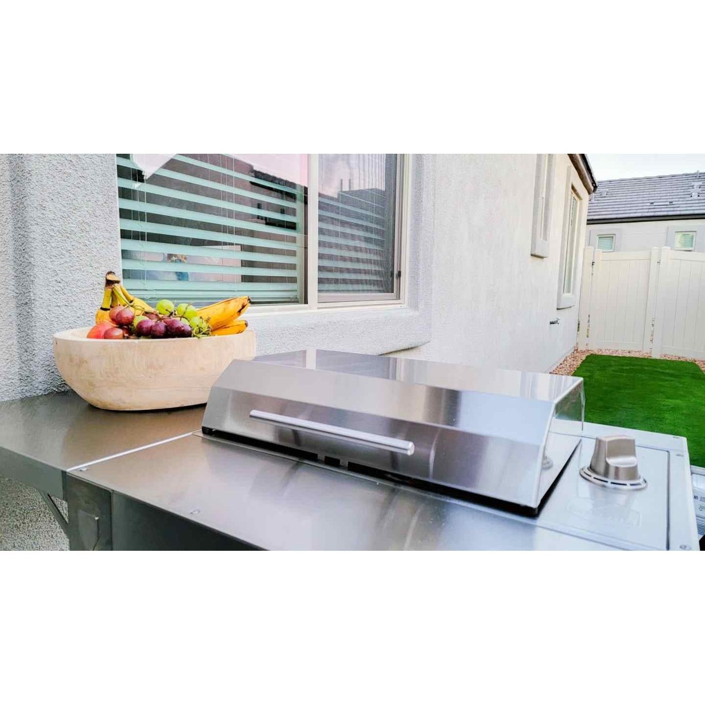 Kenyon City 40" 120V 1-Burner Freestanding Electric Grill